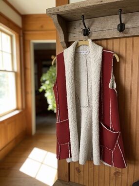 Habitat Brick Red Faux Suede Sherpa Lined Open Vest Cozy Cabincore S to M